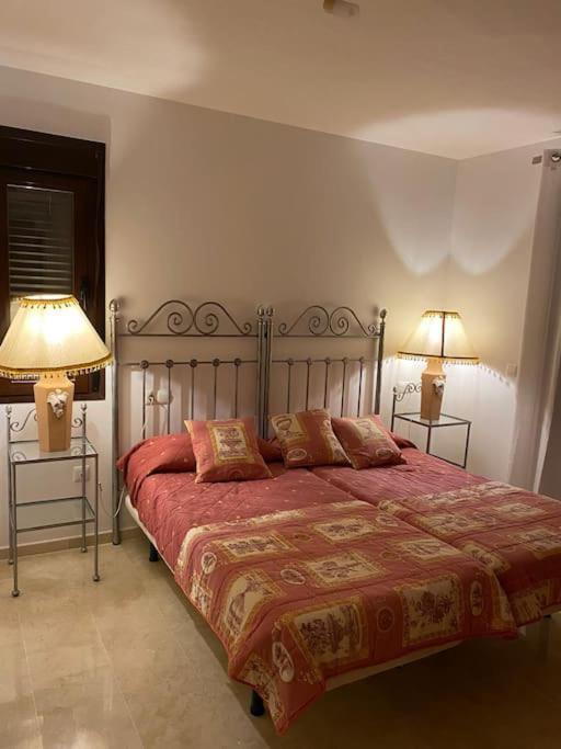 Central Estepona 3 Bed Apt With Pool And Parking Exterior photo